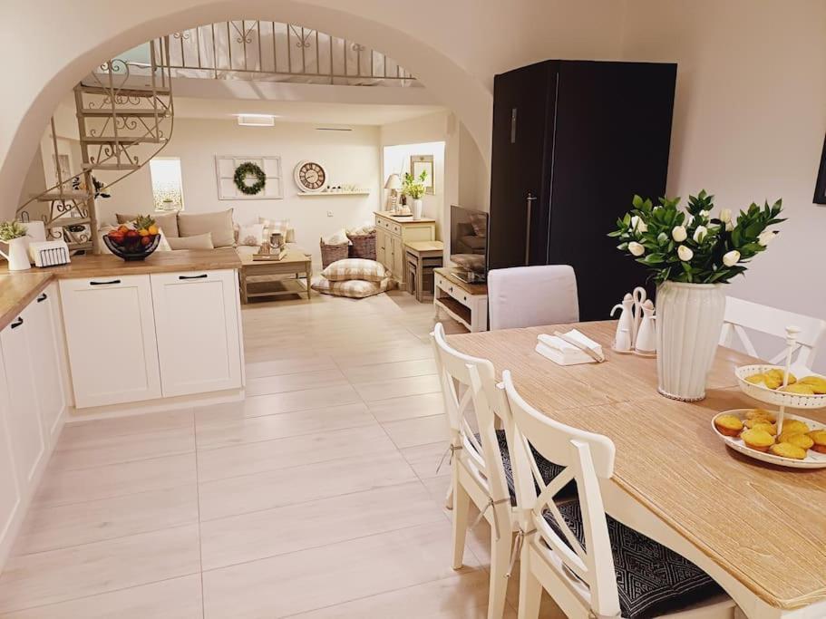 The Minty Door Boutique House Βίλα Νάουσα Εξωτερικό φωτογραφία